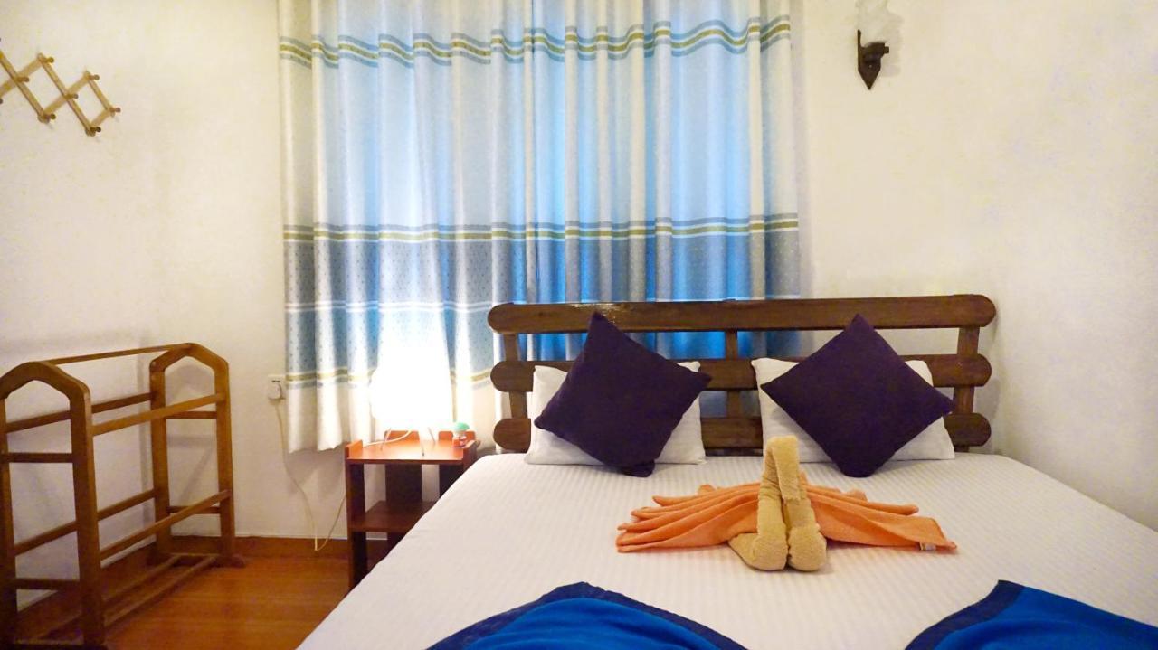 Boho Garden Guest House Mirissa Bagian luar foto