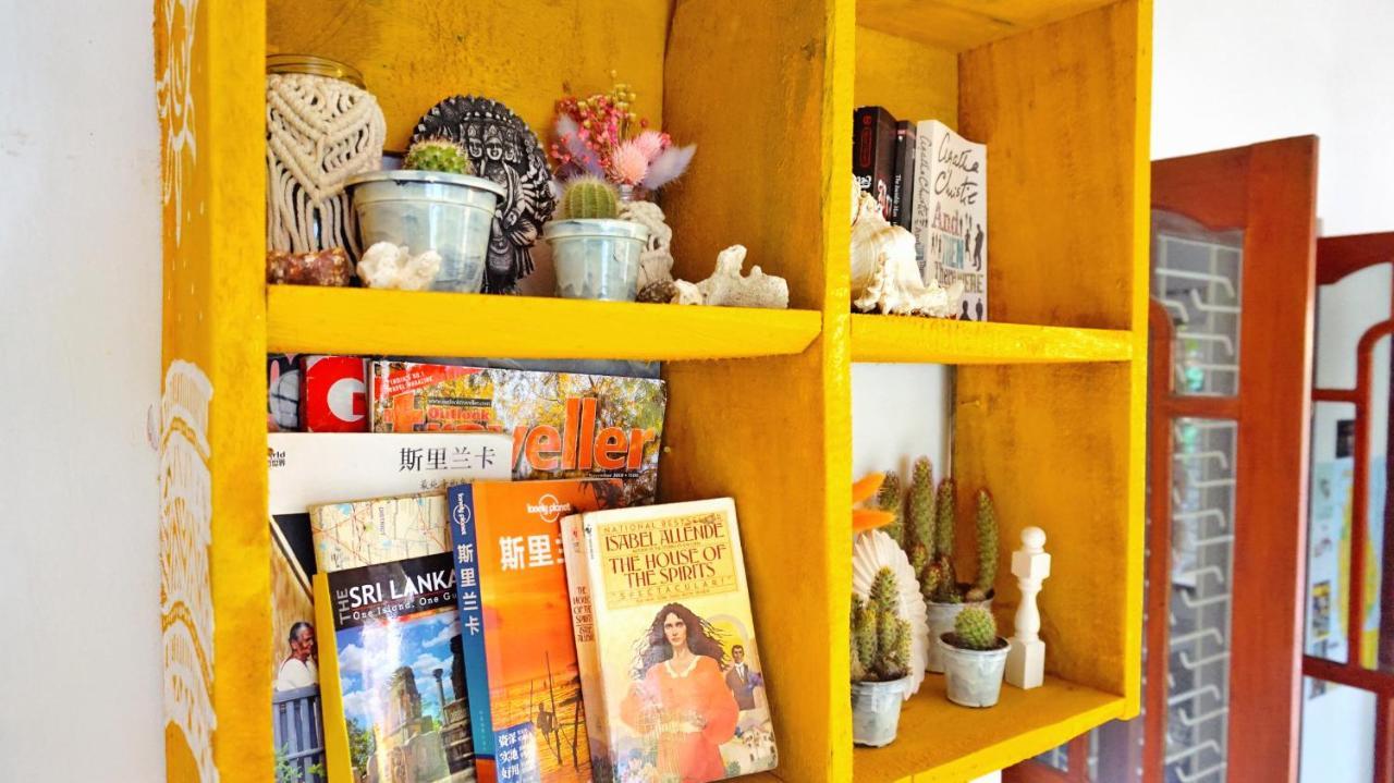 Boho Garden Guest House Mirissa Bagian luar foto